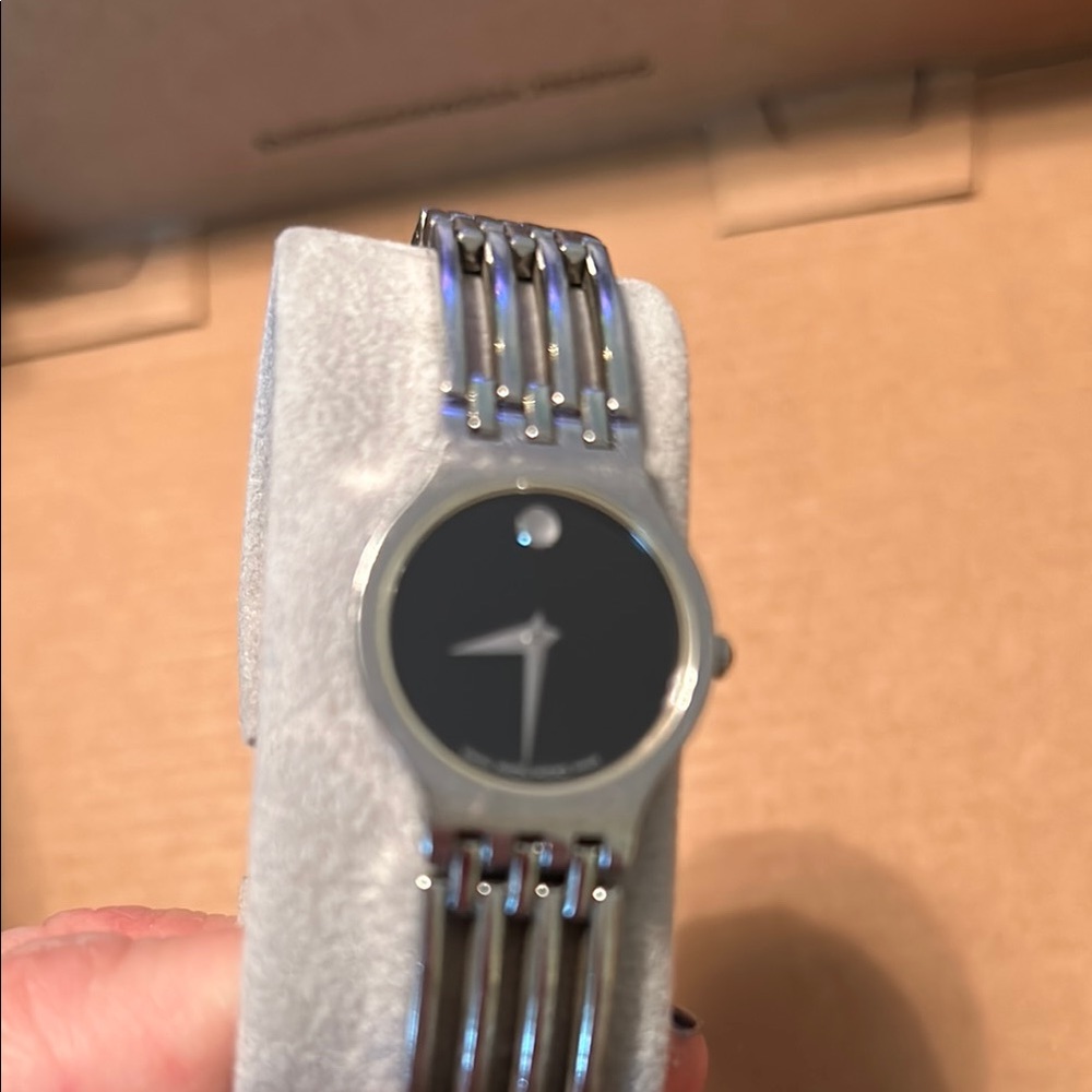 Women’s Movado esperanza watch vintage - Picture 6 of 12